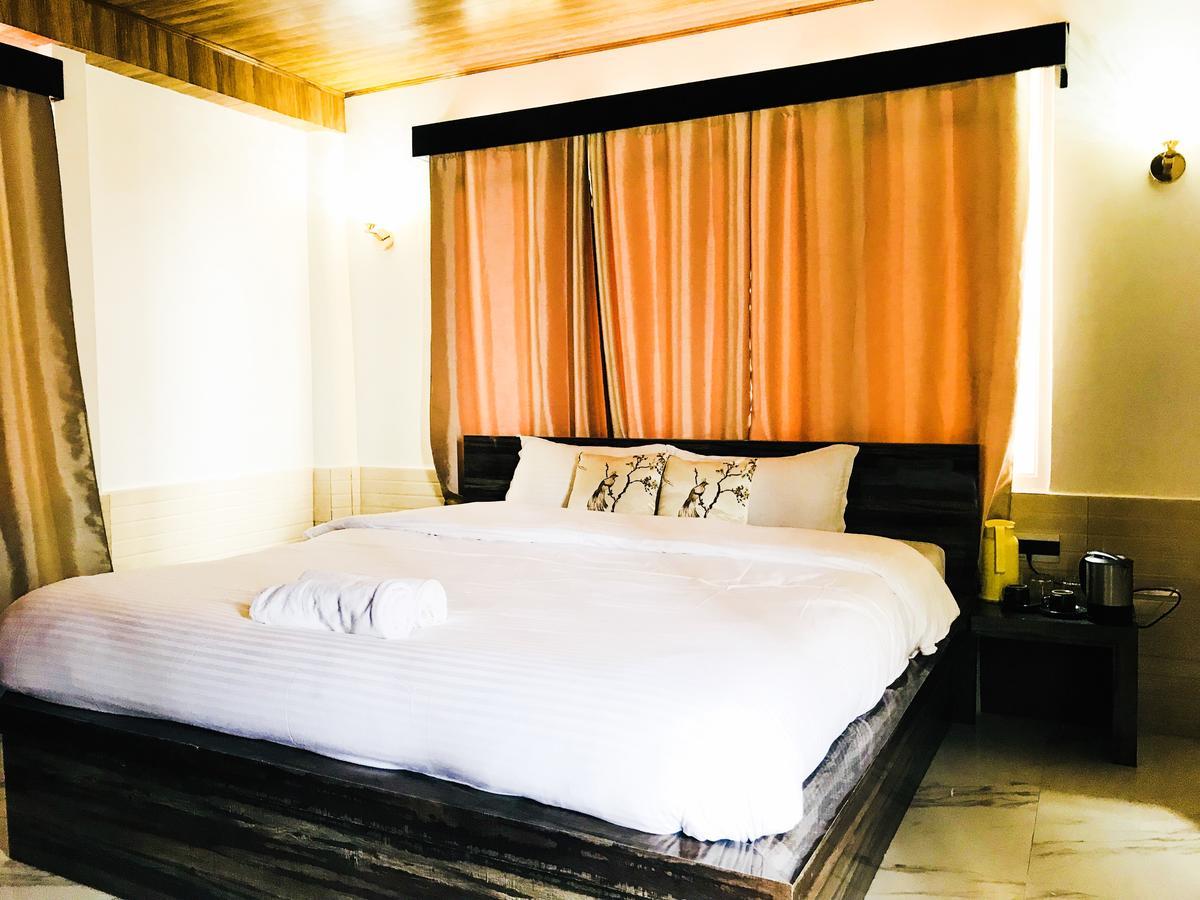 Hôtel Namdul Residency à Gangtok Extérieur photo